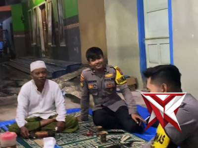 BHBAINKAMTIBMAS LAKSANAKAN PEMBAGIAN SARANA KONTAK KEPADA MASYARAKAT - PoliceTube
