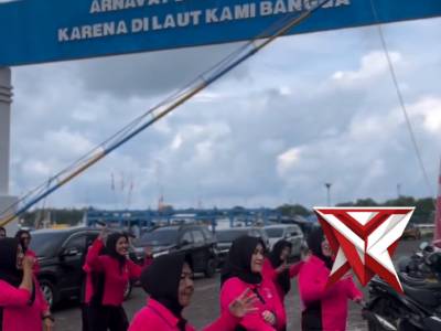 Sat polairud polres belitung menggelar kegiatan olahraga bersama dalam rangka HUT Korp Polairud ke75 - PoliceTube