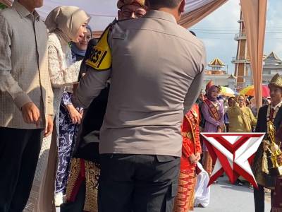 kapolres oki hadir acara midang kab oki