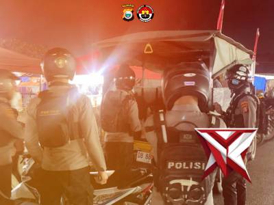 personil sat samapta polres halteng melaksanakan patroli rutin