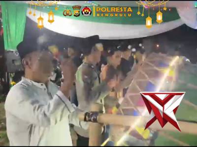 *Bhabinkamtibmas Kebun Roos Amankan Kegiatan Takbir, Pererat Silaturahmi Pemuda*