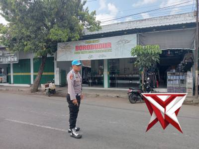 PATROLI RUTIN POLSEK YOSOWILANGUN