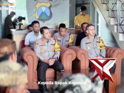 Tokoh Masyarakat Tengger Beri Apresiasi Kepada Kapolres Probolinggo - PoliceTube