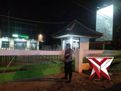 Patroli harkamtibmas polsek tlanakan pantau spbu serta terminal bus