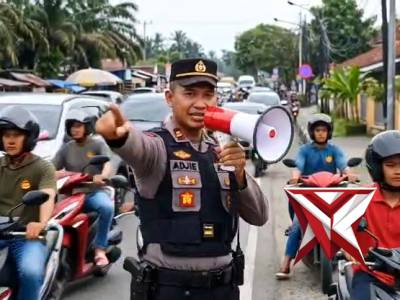 Polres Musi Rawas Polda Sumatera SelatMenghimbau Kepada Para Pemudik untuk tertib berlalu lintas