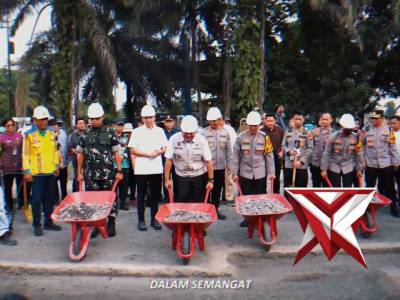Kepala Kepolisian Daerah Sumatera Selatan Beserta Staff dan Jajaran Serta Bhayangkari Mengucapkan