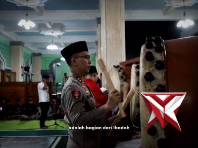 Bekerja Tidak Hanya Mencari Nafkah Tapi, Bekerja Untuk Ibadah Mengabdi Untuk Masyarakat

Di hari leb