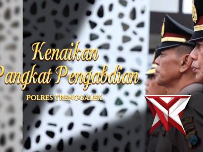 Hattrick, Tiga Anggota Polres Trenggalek Terima Kenaikan Pangkat Pengabdian