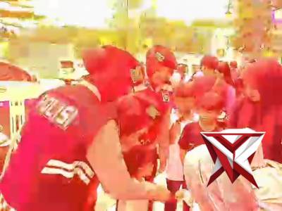 PERSONEL POLWAN MELAKSANAKAN PATROLI DIALOGIS DI KAWASAN ALUN - ALUN KOTA BANDUNG - PoliceTube