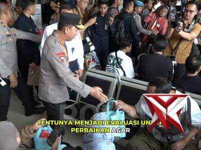 Kapolri Jenderal Polisi Drs. Listyo Sigit Prabowo, M.Si., meninjau langsung kesiapan Posko Terpadu d