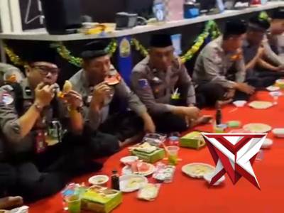 YASINAN DAN BUKA BERSAMA SATLANTAS BERSERTA SANTRI THAFIDZUL QUR'AN
