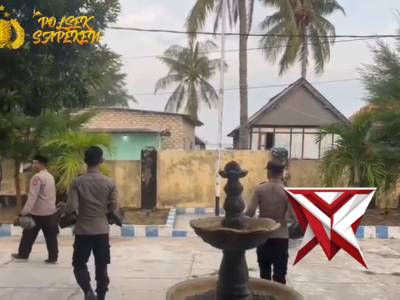 Polsek Sapeken Polres Sumenep Berbagi Takjil