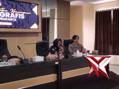 Latharpuan Public Speaking & Story Telling dan Design Grafis