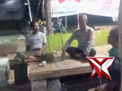 *Polsek Ujungpangkah Giat Patroli Sambang Ciptakan Wilayah Aman*