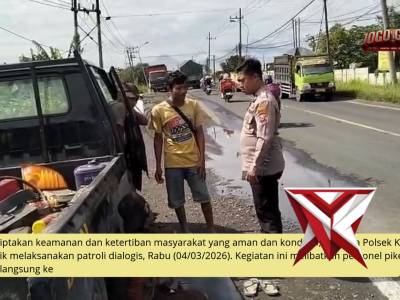 Patroli Dialogis Polsek Kedamean Bersama Warga Jaga Kondusifitas Selama Bulan Ramadhan