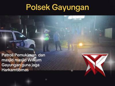 Polsek Gayungan Patroli di Pemukiman dan Masjid