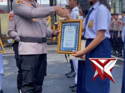 Apel pemberian Penghargaan - PoliceTube