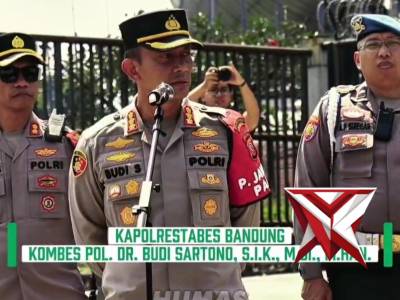 PENGAMANAN PERTANDINGAN LIGA 1 INDONESIA, PERSIB BANDUNG VS SEMEN PADANG FC DI GBLA