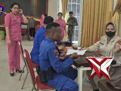 Direktorat Polisi Perairan dan Udara (Ditpolairud) Polda Papua Barat menggelar kegiatan donor darah