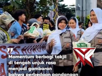 Mahasiswa demo - PoliceTube