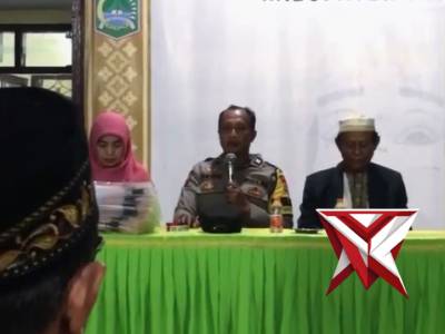 Harkamtibmas dan pembahasan pajak bumi dan bangunan di Desa Sengguruh - PoliceTube