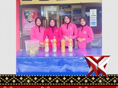 Kegiatan Pembukaan Hasil Workshop Eco Enzim Bhayangkari Polsek Buay Pemaca - PoliceTube