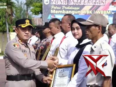 Upacara Pemberian Penghargaan dan Pemberhentian Tidak Dengan Hormat (PTDH) Polres Probolinggo