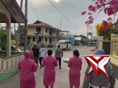 Berbagi Takjil - PoliceTube