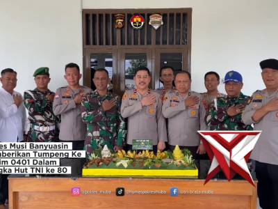 Polres Muba Memberikan Tumpeng ke Kodim 0401 Dalam Rangka Hut TNI ke 80