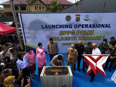 POLDA SULTRA : KAPOLDA SULTRA DAN GUBERNUR SULTRA MERESMIKAN SPPG POLRI POLRESTA KENDARI