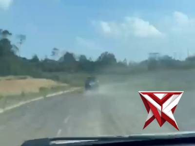 Pemudik Asal Jambi Tersesat di Muba, Polisi Gerak Cepat Berikan Bantuan Arah