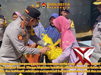 *Kapolresta Bengkulu damping giat Kapolda Bengkulu Bhakti Sosial Polda Bengkulu*