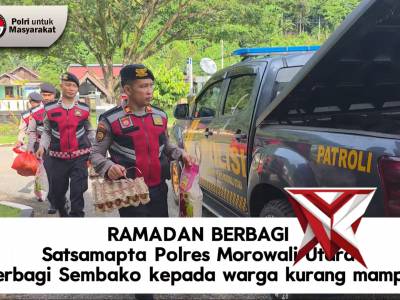 Ramadan Berbagi. Satsamapta Polres Morowali Utara bagikan sembako kepada warga kurang mampu