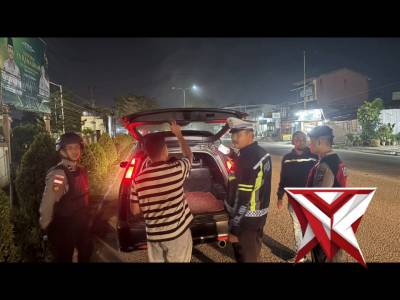 RAZIA CIPKON - PoliceTube