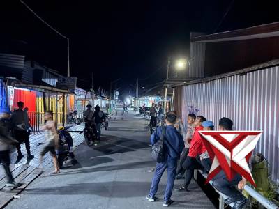 Patroli malam hari untuk menjaga Kamtibmas