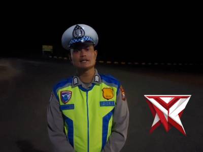 Live Repot Anggota Satlantas Polres Malang di Simpang 4 JLS Bantur