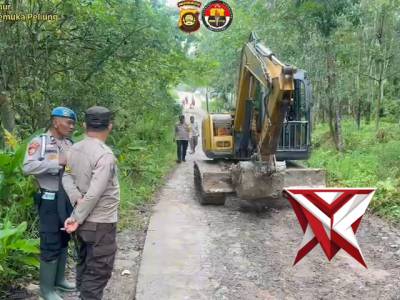 PELAKSANAAN GERAKAN INDONESIA ASRI POLSEK BUAY PEMUKA PELIUNG