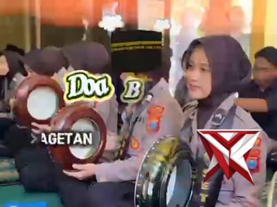 Doa Bersama Keberangkatan Umroh ??

Suasana haru dan penuh khidmat menyertai doa bersama keberangk