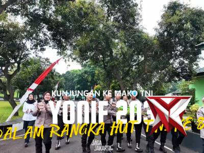KUNJUNGAN KE YONIF 203 DALAM RANGKA HUT TNI KE 80