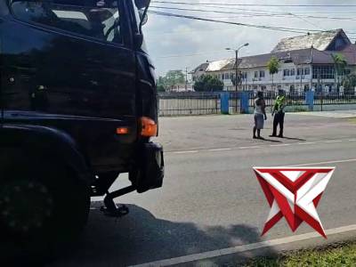 PANTAUAN ARUS LALU LINTAS dan PENYEKATAN KENDARAAN SUMBU 2 dan SUMBU 3 ANTISIPASI MACET MUDIK