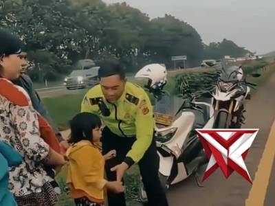 Ketika kepedulian menjadi penolong dijalan
