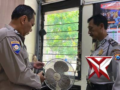 Serah terima piket penjagaan