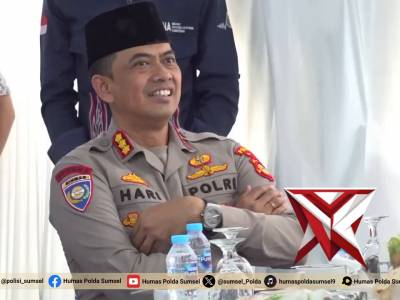 Safari ramadhan, wakapolda sumsel pererat silaturahmi dan salurkan bansos dikota prabumulih - PoliceTube