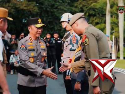 Mudik Aman, Keluarga Bahagia: Kapolda Sumsel Resmi Mulai Operasi Ketupat Musi 2026

Kabar tenang unt