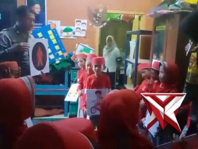 Polisi Sahabat Anak di TKM Sukun Kepanjen