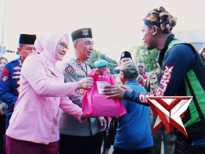 Kepala Kepolisian Daerah Sumatera Selatan Beserta Staff dan Jajaran Serta Bhayangkari Mengucapkan