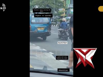 Kecelakaan Depok: Angkot vs Mitsubishi Xpander Cross di Depan Waroeng SS