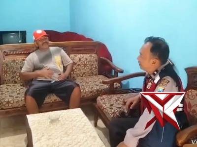 Door to Door Kanit Samapta Polsek Tenggarang