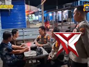 kapolsek panipahan melakukan patroli malam dan pengecekan siskamling