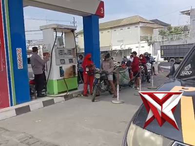 POLSEK BALONGPANGGANG: PATROLI SPBU